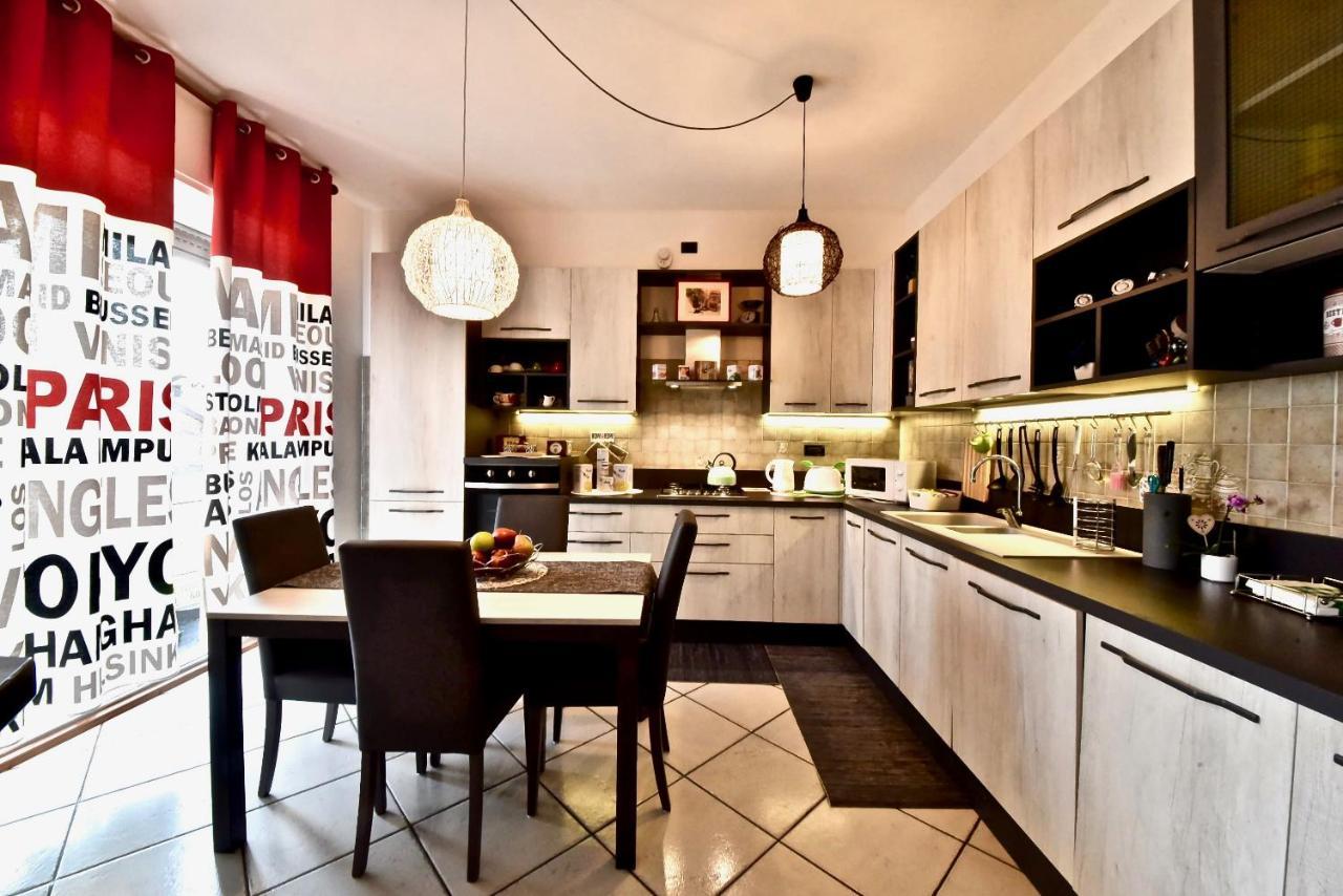 Modern Apartment Halfway Between Milan And Como Cogliate المظهر الخارجي الصورة