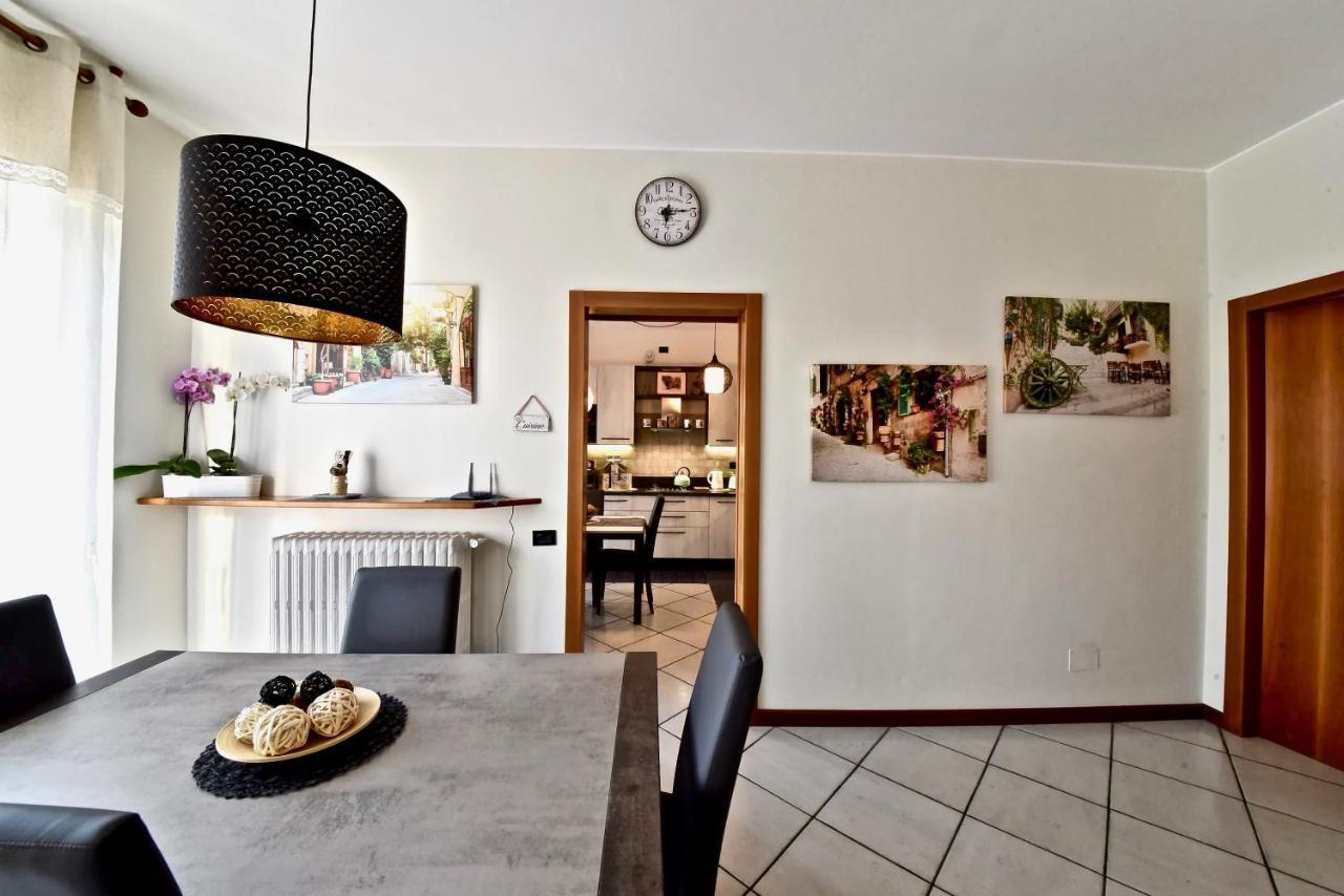 Modern Apartment Halfway Between Milan And Como Cogliate المظهر الخارجي الصورة